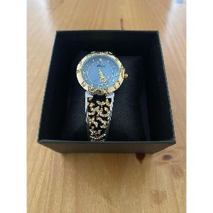 Classic Gold Wristwatch