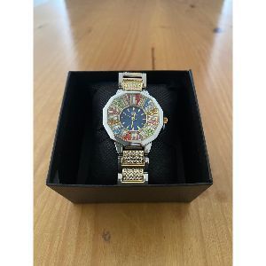 Classic Gold Wristwatches