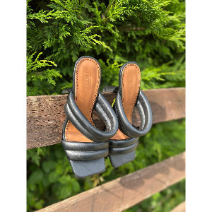 Gorgeous Ladies Heel