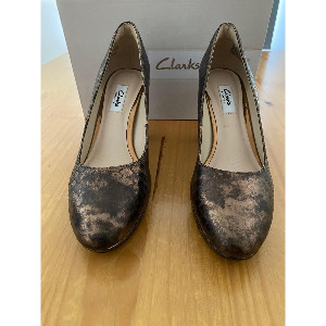 Clarks Exclusive Office Heels for Women