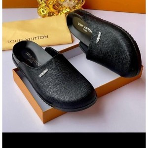 Louis Vuitton half shoes. Size 41-46