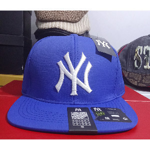 Authentic Era NY On-field Unisex Flex Fitted Cap