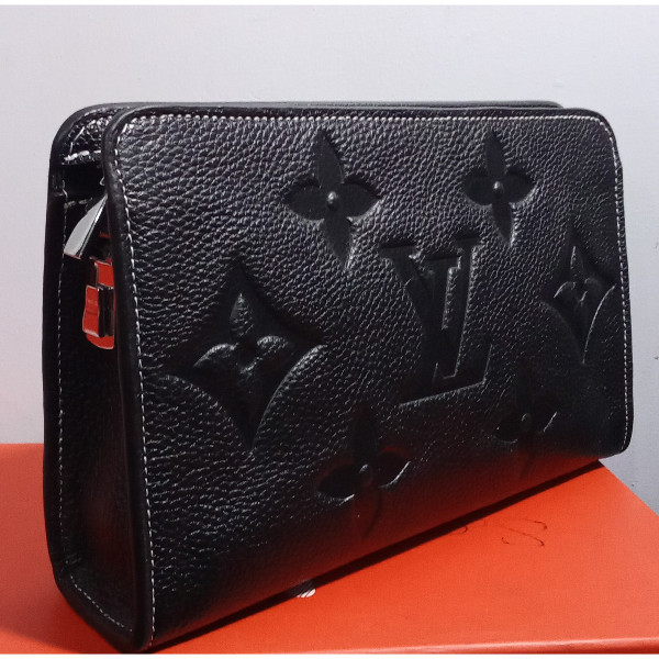 Louis Vuitton Fashionable Pouch
