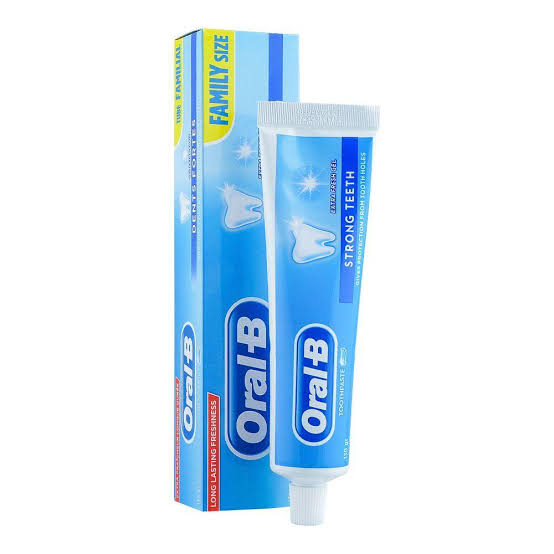 ORAL B toothpaste