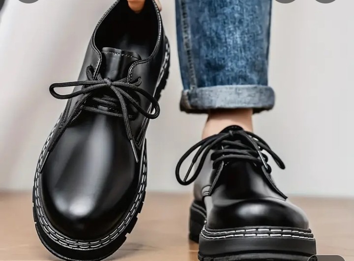 Stylish Black Business Shoe